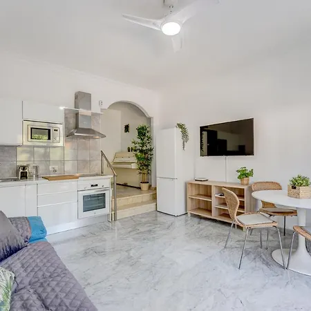 Oasis Golf House In Americas アロナ